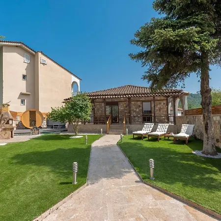וילה Alpe Luxury Accommodation Villa Arches *